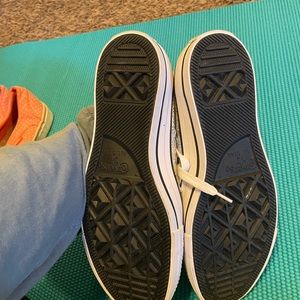 Size 8 sparkly Converse